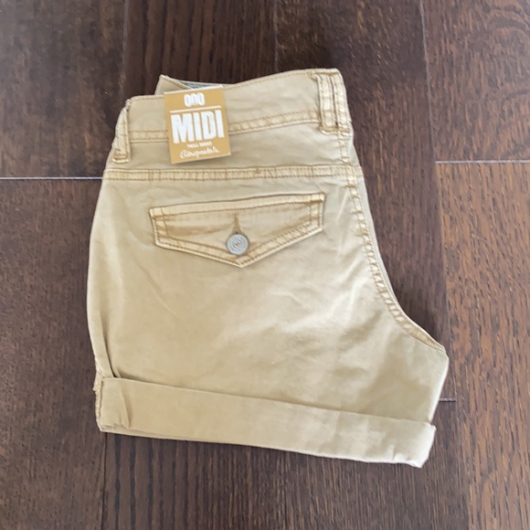 Aeropostale shorts - Picture 2 of 2